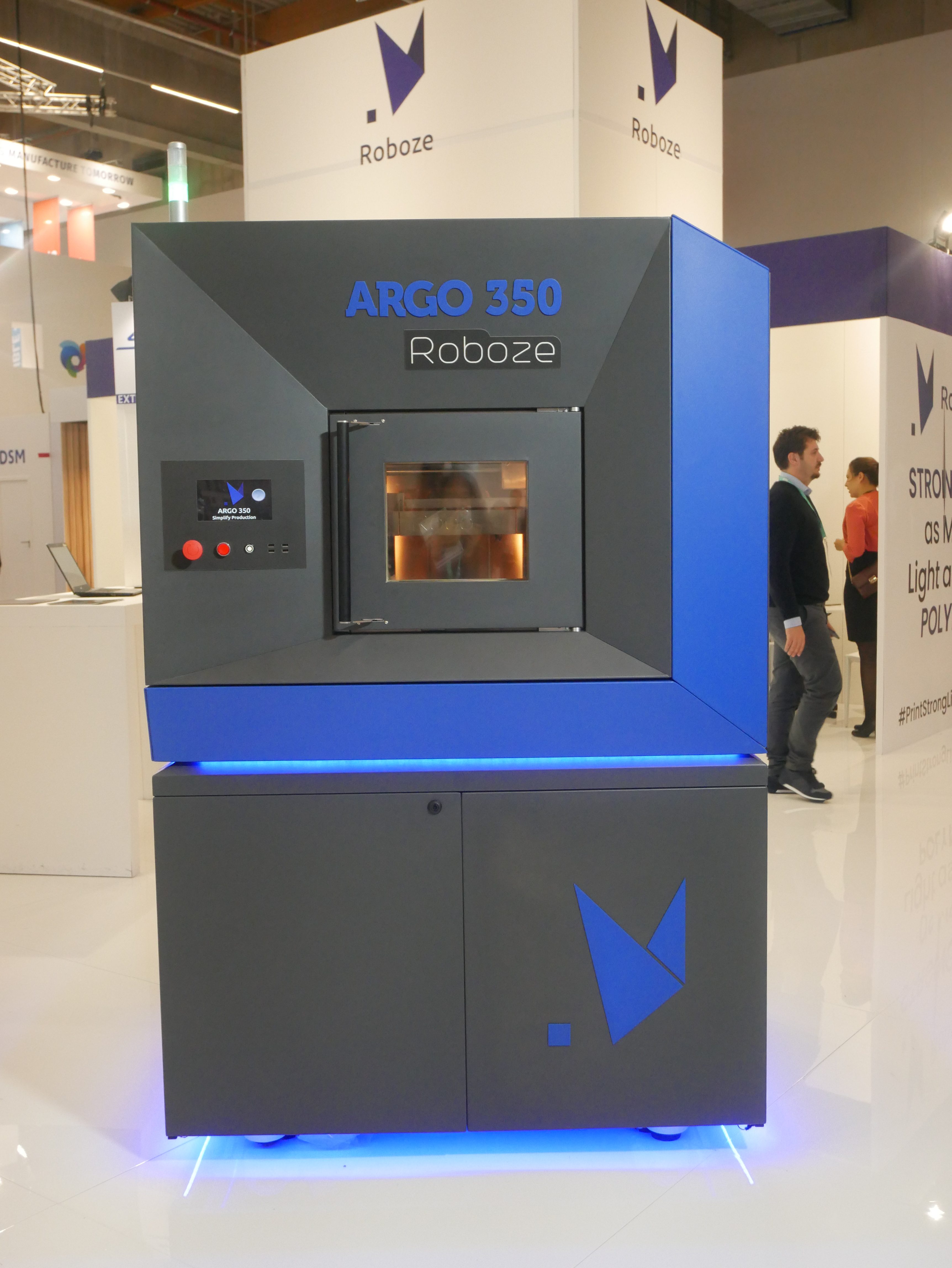 ARGO 350 3D打印机在form2019。Tia Vialva拍摄。