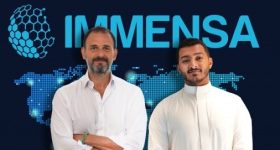 Immensa联合创始人Fahmi Al Shawwa（左）和Omar Abuhabaya（右）。通过Immensa的照片。