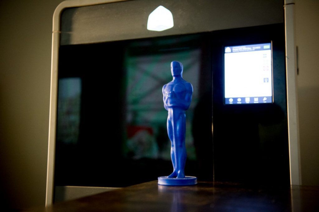 The 3D printed wax model of an Oscar.
