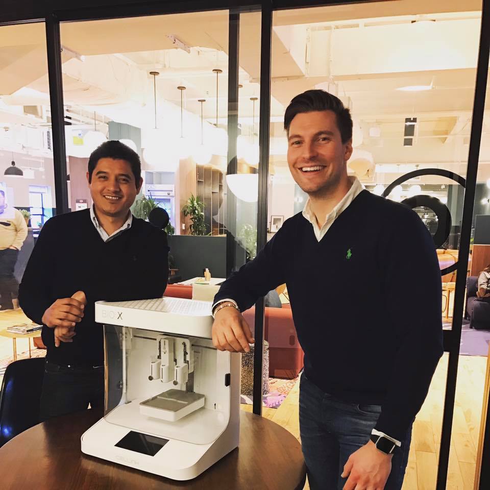 Cellink员工将在新波士顿办事处拥有即将推出的Bio X 3D生物生产商。通过Facebook上的Cellinkeu照片