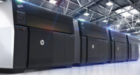 HP金属喷射3D打印机系统。照片通过HP.
