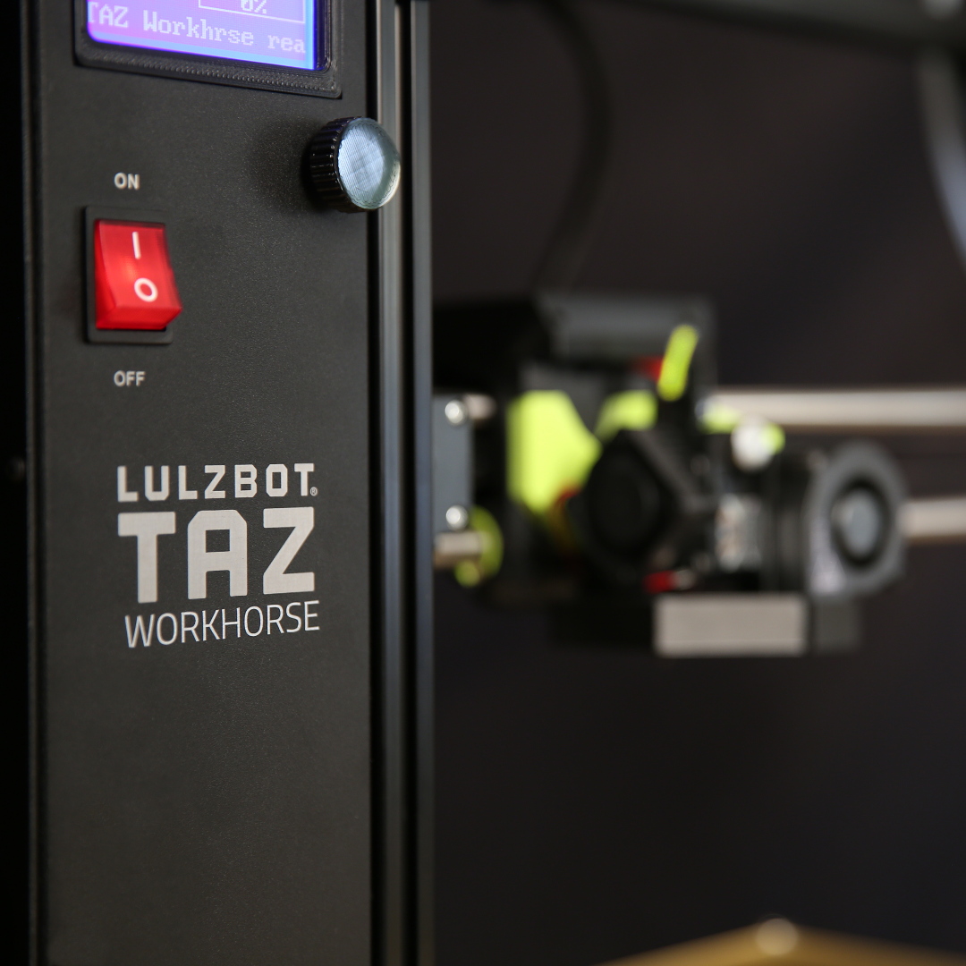 Lulzbot Taz Workhouse 3D打印机的特写。通过Aleph对象的照片。