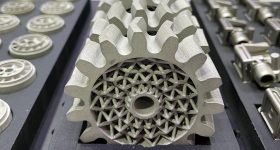 一套桌面金属3D印刷零件。