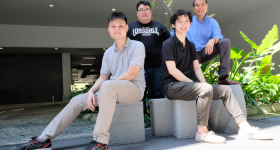 Members of the NTU research team include (L-R, standing) Lim Jian Hui, Prof Tan Ming Jen, (L-R, sitting) Andrew Ting, and Noel Tan. Photo via NTU Singapore.