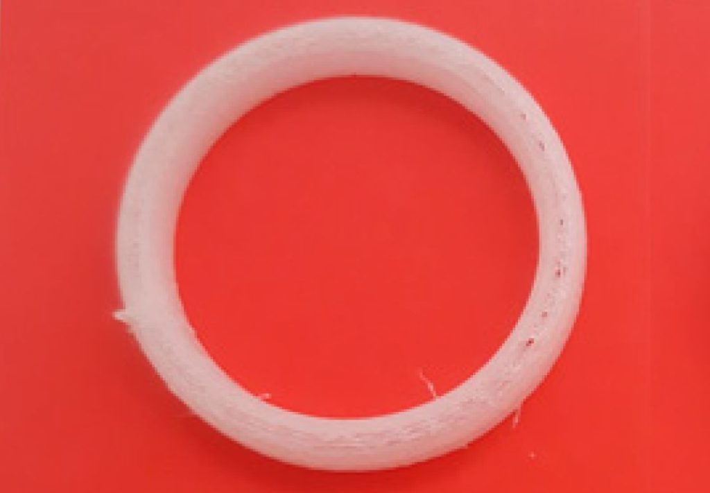 匈牙利研究人员的3D打印阴道给药环。