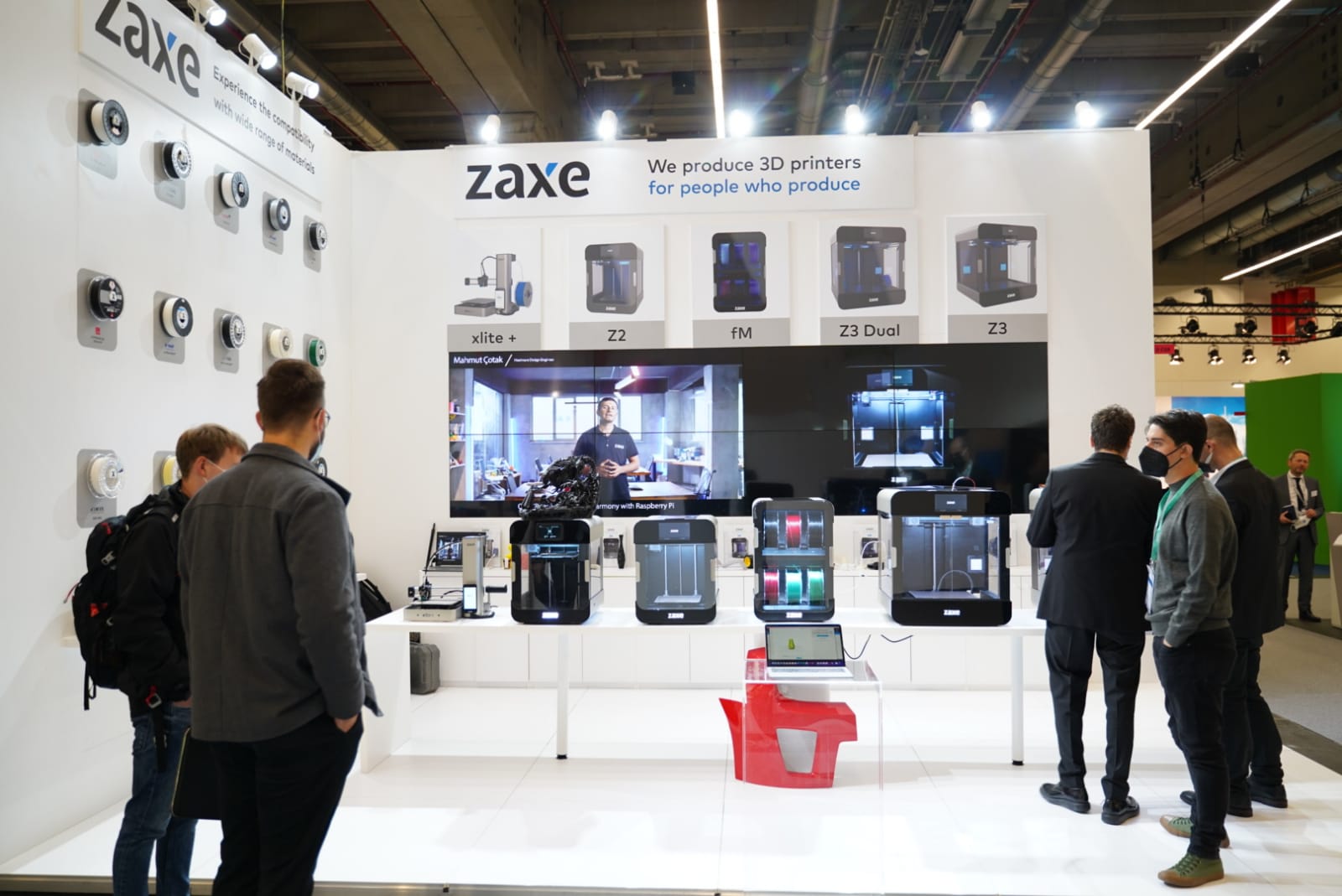 Zaxe在Formnext 2021的展位。照片通过Zaxe拍摄。